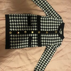 2 yr old but fits like 18 month never worn $5